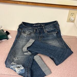 American eagle size 2 cuffed jeans